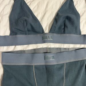 Skims boxer cotton rib shorts and cotton plunge bralette